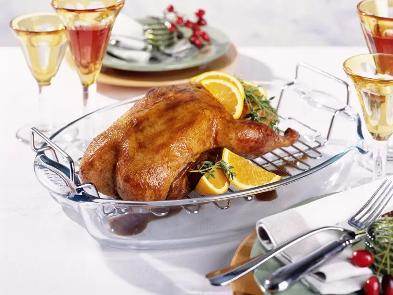 Glasierte Orangen-Ente mit Kräutern