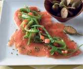 Lachs-Carpaccio mit Zuckerschoten