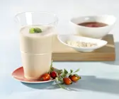 Hagebutten-Milch-Shake