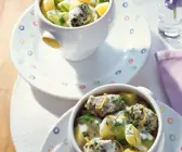 Schmorgurken-Kartoffel-Topf mit Fleischklößchen