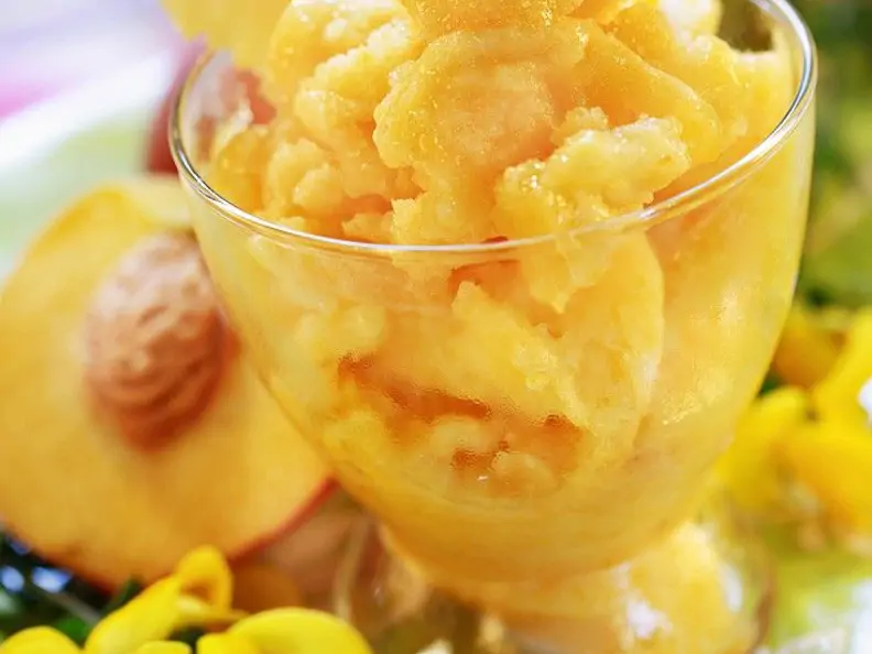 Pfirsichsorbet