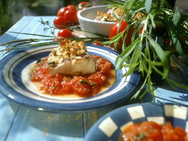 Red Snapper mit Tomatensauce