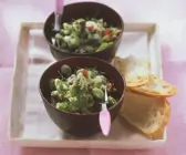 Gurkensalat mit Frühlingszwiebeln