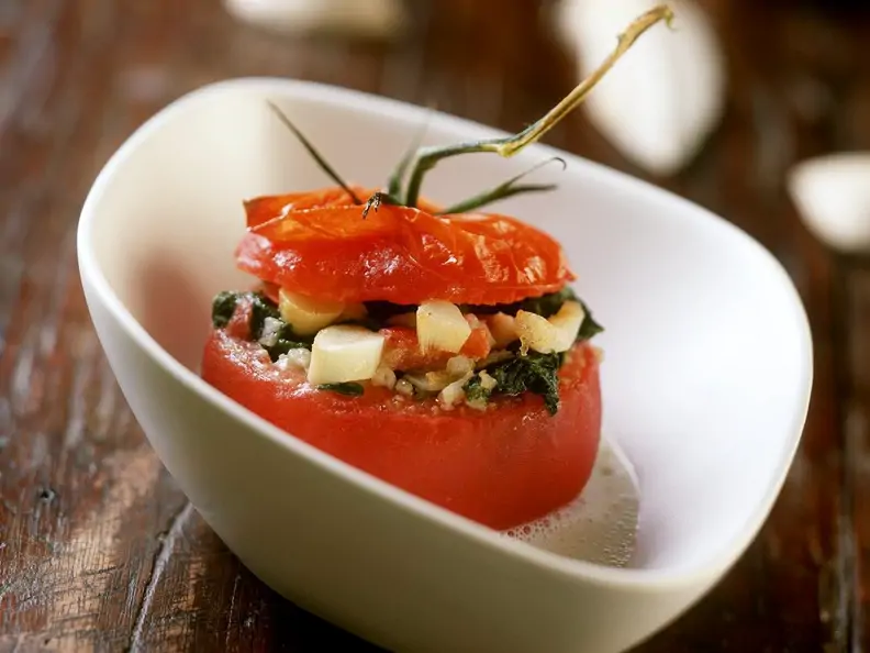 Gefüllte Tomaten mit Fisch
