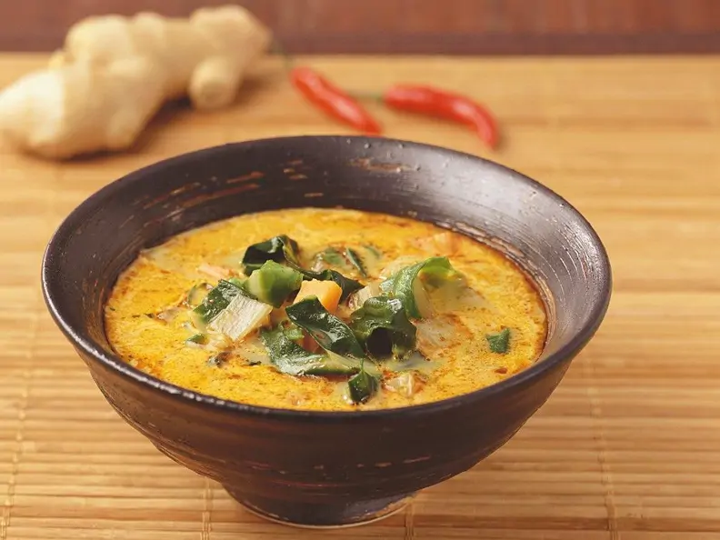 Kokos-Gemüsesuppe