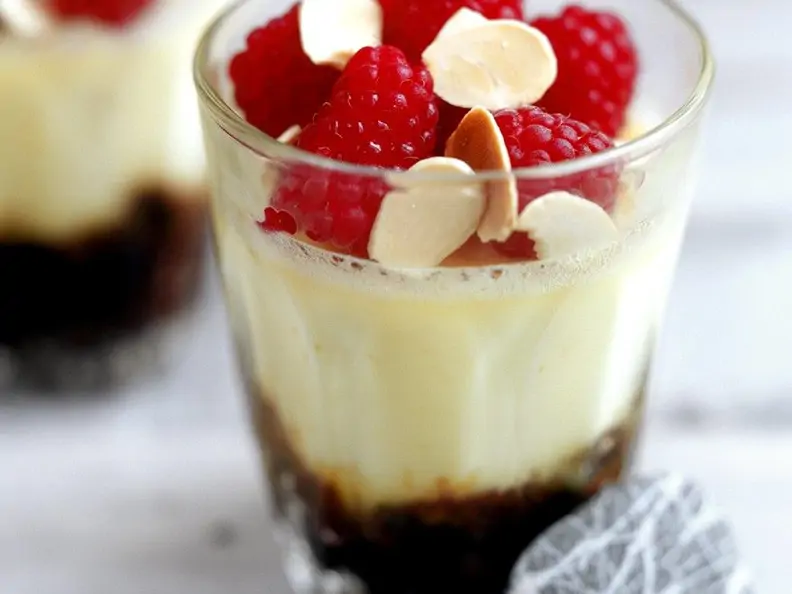 Fruchtmus mit Vanillecreme