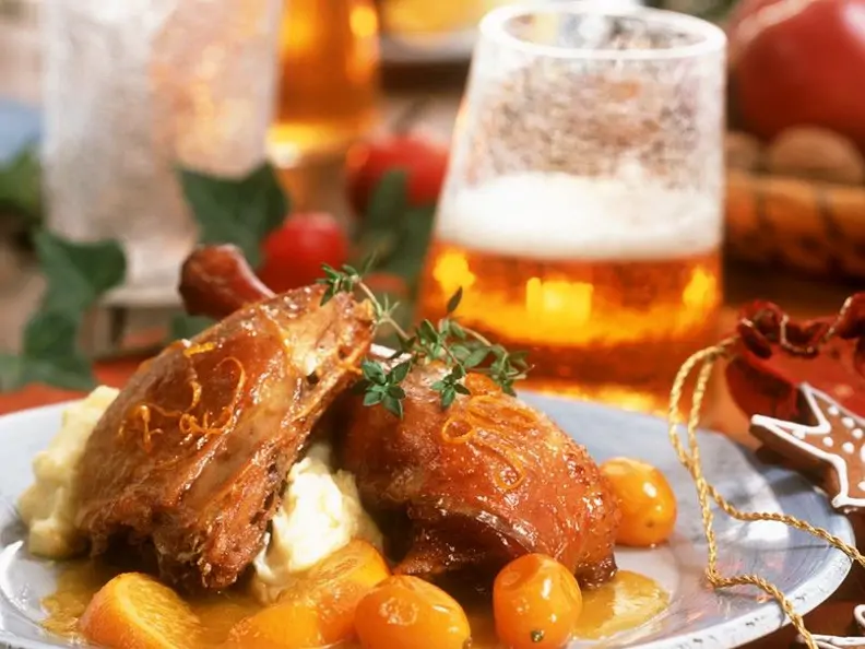 Gänsekeulen mit Orangen