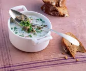 Deftige Sauerampfersuppe