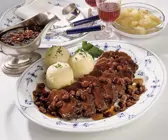 Rheinischer Sauerbraten mit Rosinen