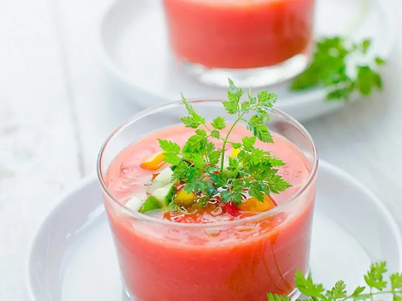 Einfache Gazpacho Suppe