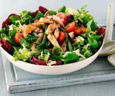 Salat mit Hähnchen
