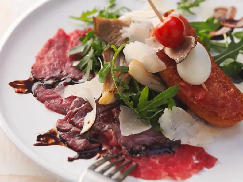 Carpaccio mit Balsamico