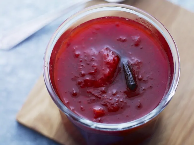 Erdbeer-Rhabarber-Marmelade mit Vanille