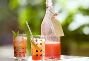 Erdbeerlimonade ohne Zucker