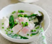 Ragout von der Forellen mit Erbsen