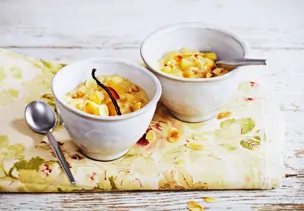 Birnenmilchreis mit Mandeln