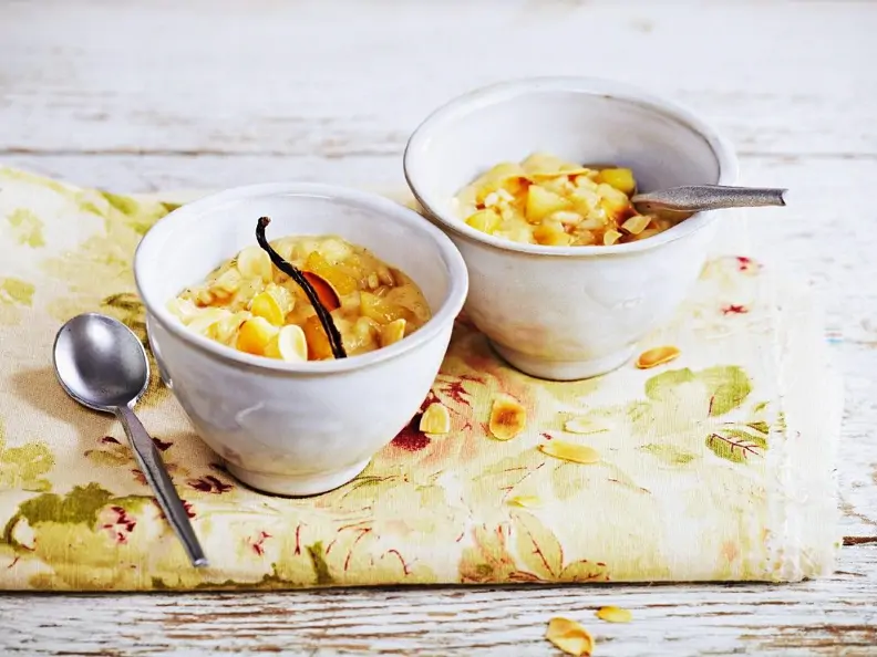 Birnenmilchreis mit Mandeln