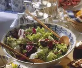Frühlingshafter Salat