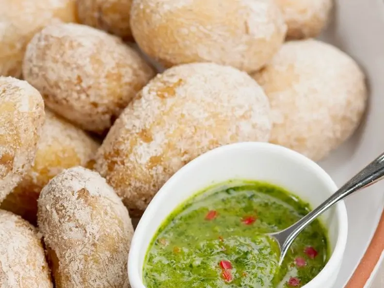 Tapas-Kartoffeln mit Dip