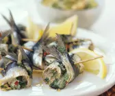 Sardinenrollen mit Kräuterfüllung