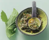 Gewürzsalz mit Zimt, Orange und Minze