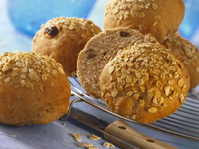 Weizen-Müslibrötchen