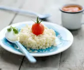 Sternchennudeln mit Tomatensauce