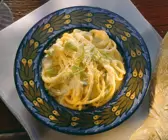 Nudeln mit Käsesahnesauce