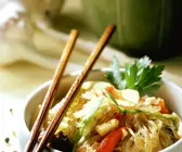 Glasnudeln mit Tofu