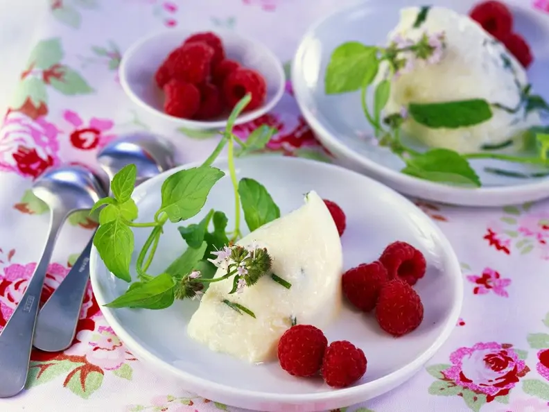 Buttermilchcreme