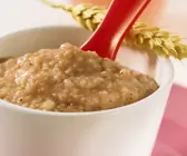 Getreide-Obst-Brei (für Babys ab dem 7. Monat)