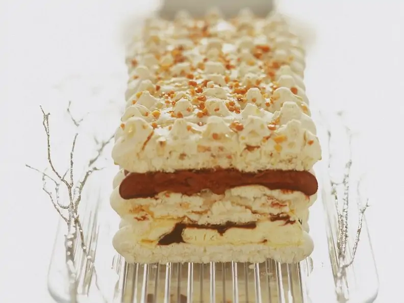Baiserkuchen mit Cremefüllung, Frankreich