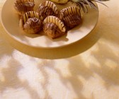 Windbeutel mit Schoko-Ananas-Creme