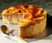 Orangenkuchen mit Eierlikörguss