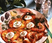 Kartoffelplätzchen mit Riesengarnelen
