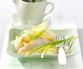 Sauerkraut-Kartoffelsalat mit Rotbarsch