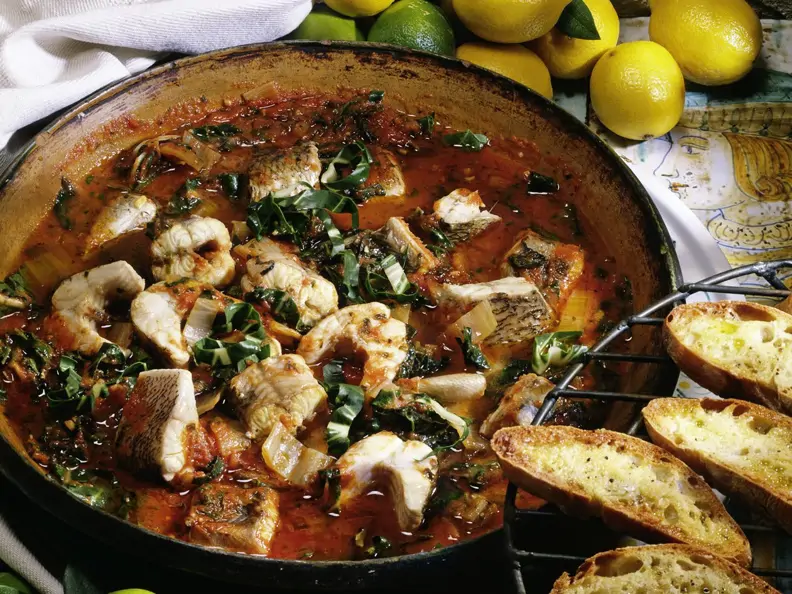 Aal in Tomatensauce mit Mangold