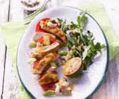 Hähnchen-Tomatensalat mit Curry-Dressing