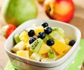 Fruchtsalat mit Honig