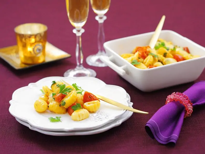 Gnocchi mit Tomaten und Mozzarella