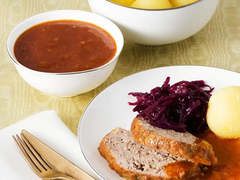 Hackbraten mit Soße
