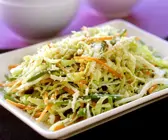 Weißkohl-Möhrensalat