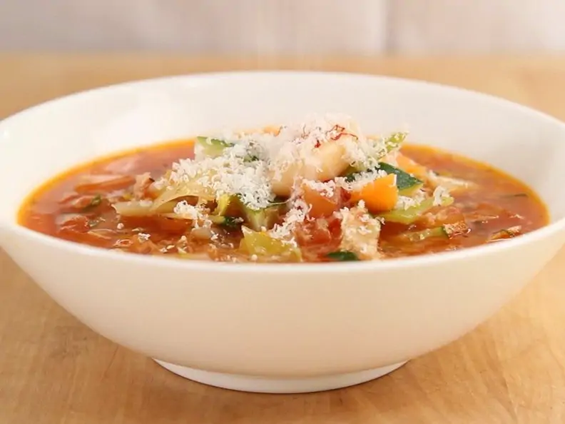 Minestrone mit Weißkohl
