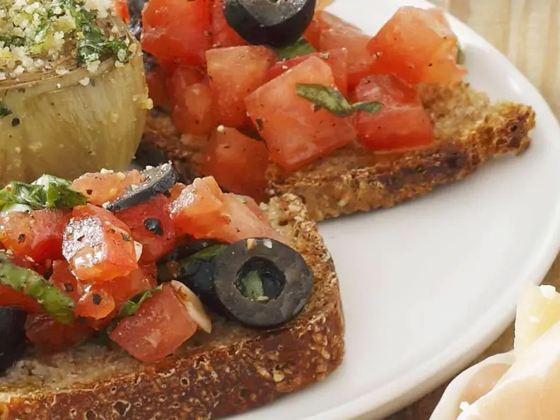 Oliven-Bruschetta