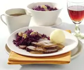 Schmorbraten mit Trauben-Rotkohl