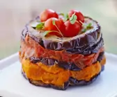Tomaten-Auberginentürmchen