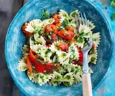 Farfalle mit gebackener Paprika