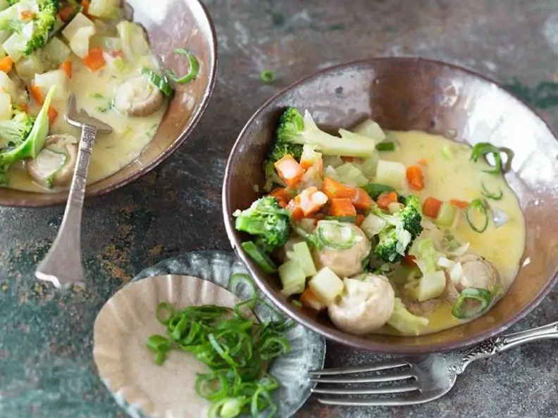 Grünes Curry mit Kokosmilch