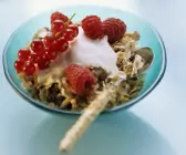 Joghurt-Beeren-Müsli