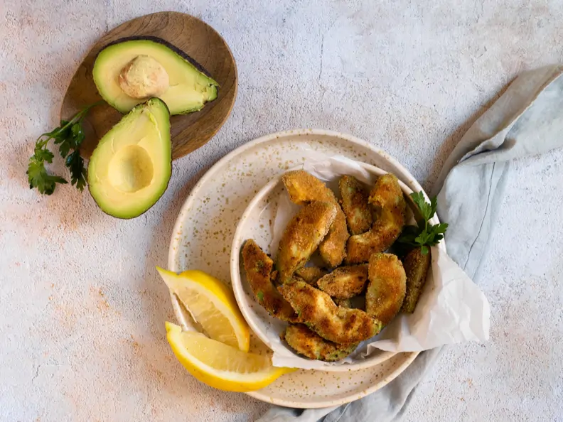 Gebratene Avocado-Scheiben